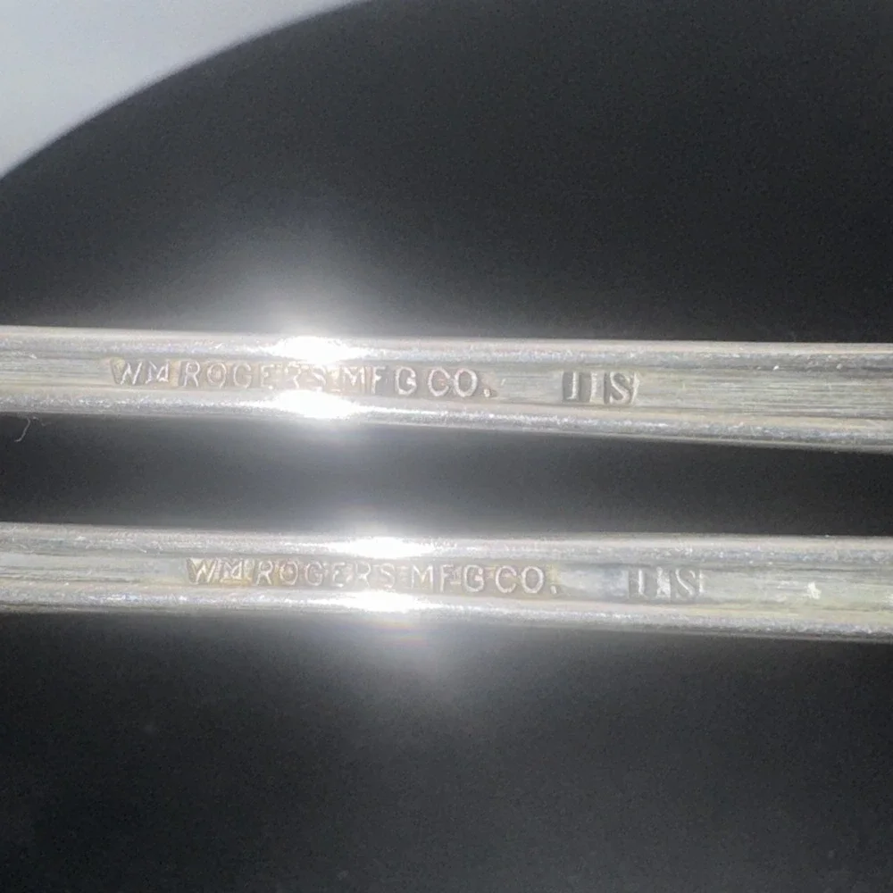 Wm A Rogers A1 Plus Oneida Ltd (VTG 1936)‎ Silverware.